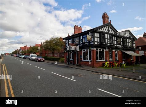 Bebington Wirral Hi Res Stock Photography And Images Alamy