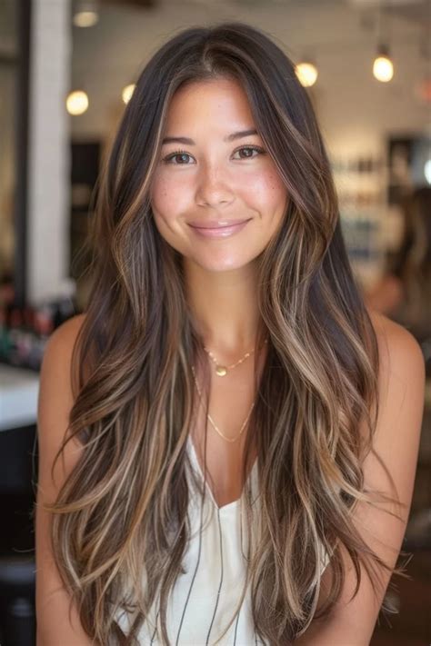 Brunette Balayage Hairstyles That Offer Effortless Glamour Brunette Balayage Hair