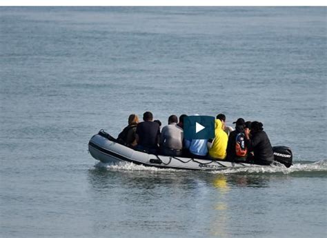 Mais de 40 migrantes mortos em naufrágio no Mediterrâneo O Fato Maringá