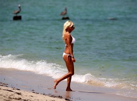 Busty Victoria Silvstedt Wearing Bikini On A Beach In Miami Porn Pictures Xxx Photos Sex