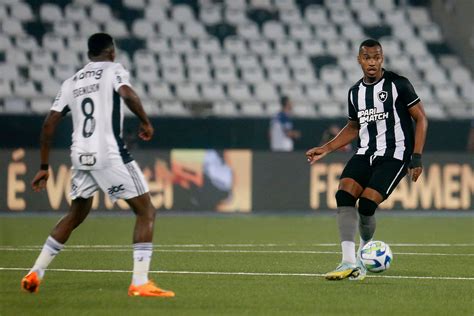 Marlon Freitas Exalta Bom Início Do Botafogo No Brasileirão Mostra