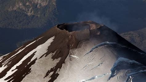 Aumenta la actividad del volcán Villarrica y hay preocupación en Chile