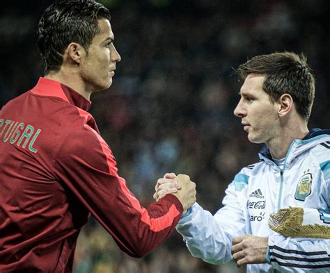 Wow Cristiano Ronaldo Lionel Messi Masih Punya Kesempatan Tampil Di