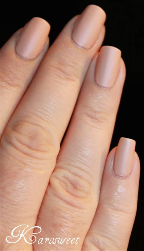 Karosweet Du Nude Mat Sur Les Doigts