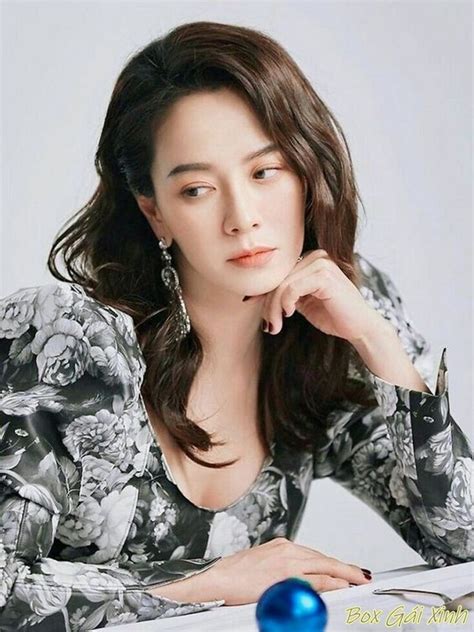 Ảnh Song Ji Hyo nude sexy gợi cảm cùng bikini nóng bỏng