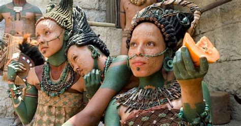 Видео: Жизнь майя — что было бы, если б на один день стать жителем ...