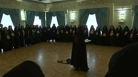 Las Brujas Que Apoyan A Rusia Y A Putin Con Hechizos Y Rituales