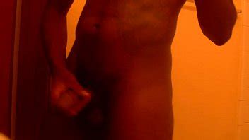 Todavía golpeando mi polla XVIDEOS