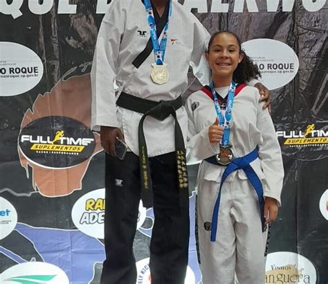 Atleta de Cotia conquista título internacional de Taekwondo Cotia