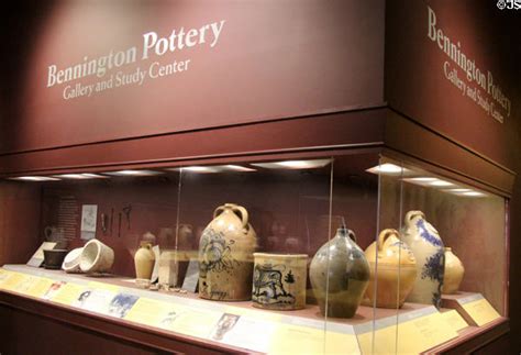 Bennington Pottery Display At Bennington Museum Bennington Vt