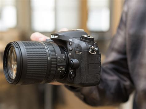 Nikon D7200 ain't got new body (pictures) - CNET