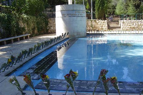 Ss Erinpura Memorial Jerusalem Tracesofwar