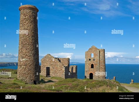 Old Cornish Tin Mine Stock Photo Alamy