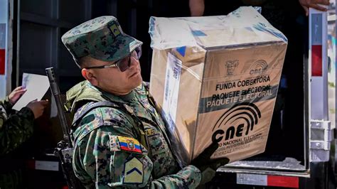 Ecuador Celebra Unas Elecciones Marcadas Por La Violencia Espa A