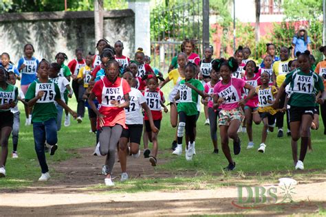 thrilling finish  primary schools cross country celine hakim