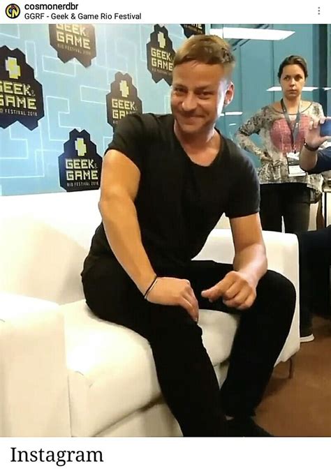 Sarah Pierce Hot Damn