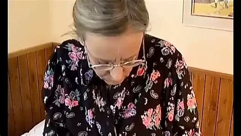 anos vovó primeiro sexo anal xHamster