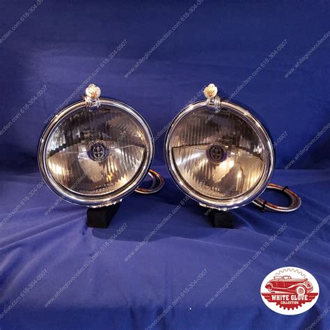 Senior Trippe Safety Lights - ALL NEW - Crown Topper » White Glove