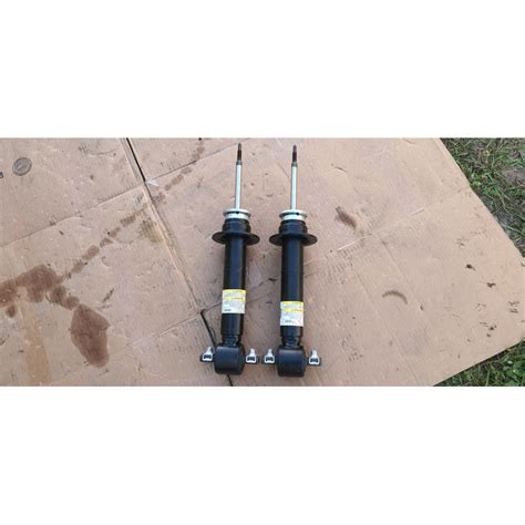 Cadillac Escalade Tahoe Silverado Gmc Yukon Sierra 1500 Front Shock