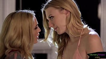 Dique quédate a mi lado pussylicking lindo XVIDEOS