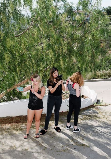 Hot Sexy Zoie Burgher Bikini Pics