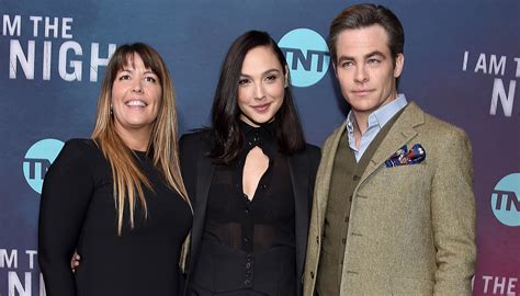 Gal Gadot Supports Chris Pine Patty Jenkins At I Am The Night