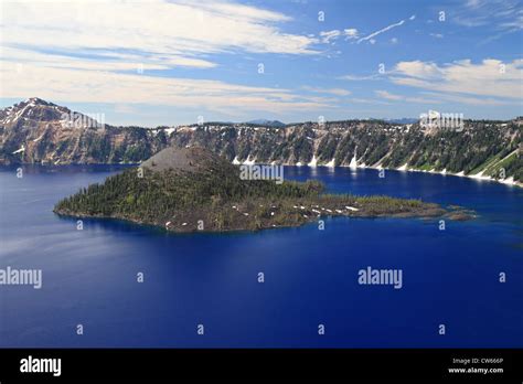 Wizard Island at Crater Lake National Park Stock Photo - Alamy