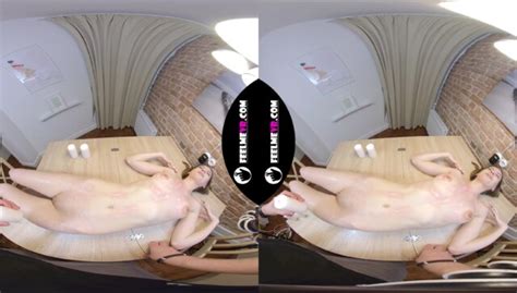 Amelia Miller Fetish With Candles 180vr VR Porn Video VRPorn