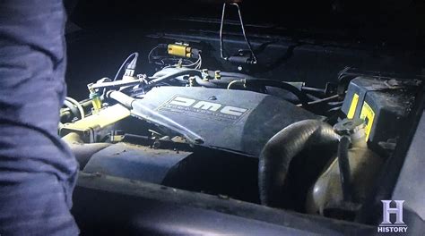 American Pickers’ Mike Wolfe scores a DeLorean - Hagerty Media