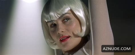 CORPS A CORPS NUDE SCENES AZNude