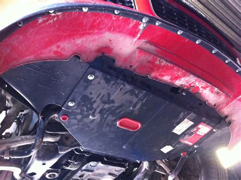 Установка защиты картера от Sheriff — Audi A4 (B6), 1,8 л, 2002 года ...