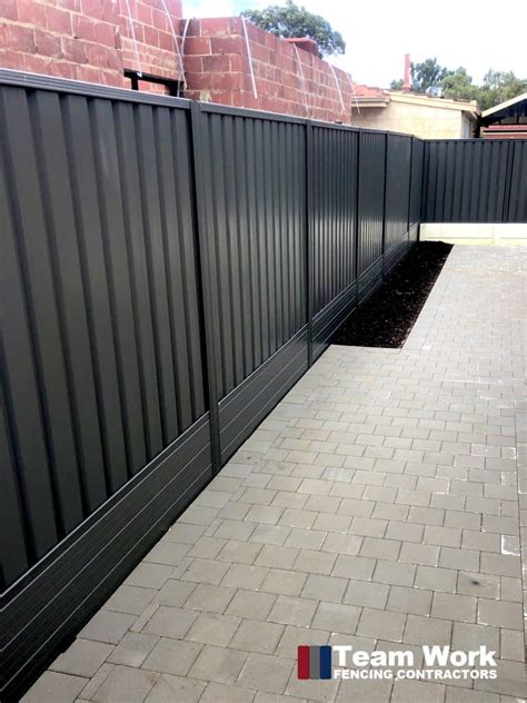 Colorbond Plinths Installation In Perth