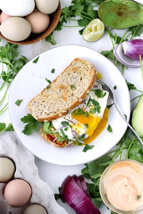 The BEST Vegetarian Breakfast Sandwich - Bowl of Delicious