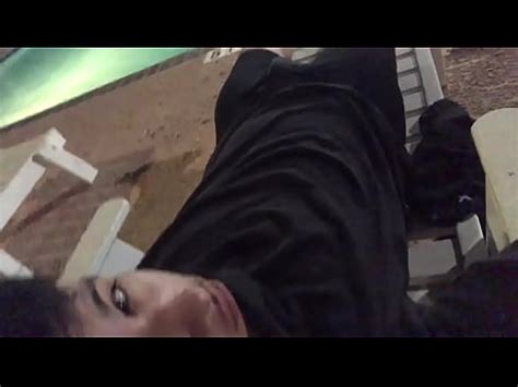 Afuera En La Piscina XVIDEOS