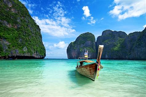 16 Top Attractions & Things to Do on Phuket Island | PlanetWare