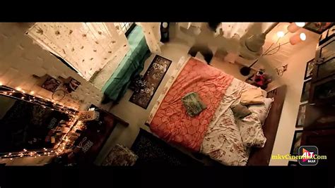 Horny Indian Woman Mastrubating To A Hot Guy Xhamster