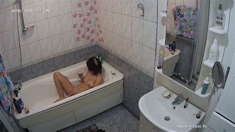Watch Naked Girl Guest Girl Afternoon Bath Nov Naked People With Tonk Ryry In Work Room