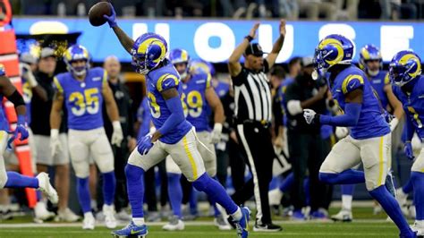 Rams Saints Roll Into Their Thursday Night Showdown With Playoff Spots