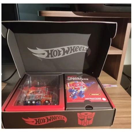 New HOT WHEELS TRANSFORMERS RLC OPTIMUS PRIME MATTEL CREATIONS CONVECTION MINIGT MINI GT