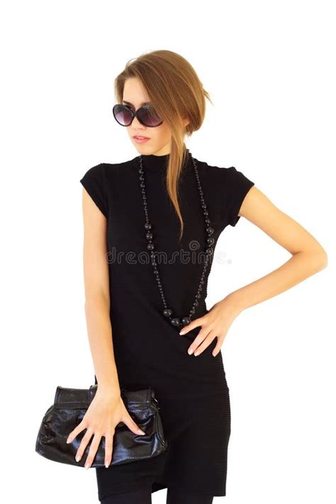 Blonde De Jeune Fille Dans La Robe Courte Noire Photo stock Image du caucasien beauté