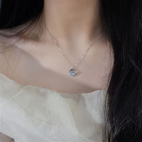 Aço Inoxidável Pingente Nicho Frio Moonstone Zircão Colar Jóias Moda