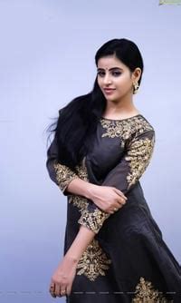 naveena reddy portfolio pics hd gallery images