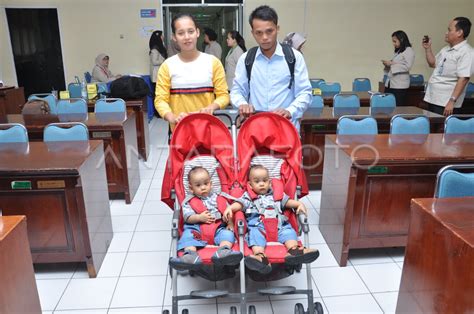 Kepulangan Bayi Kembar Siam Di Medan Antara Foto