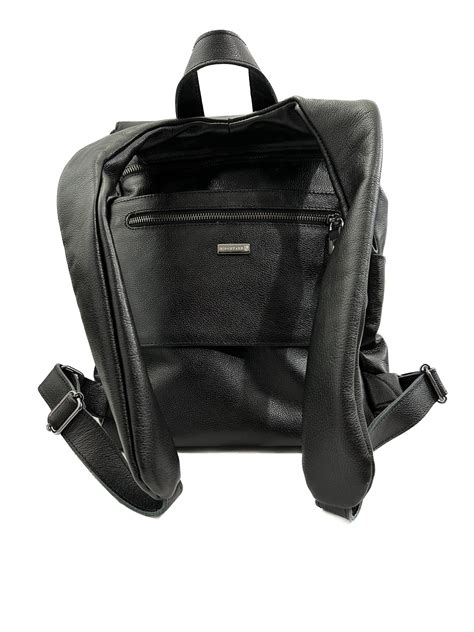 Comprar MOCHILA METROPOLITAN MÉDIA couro legítimo preto a partir de R