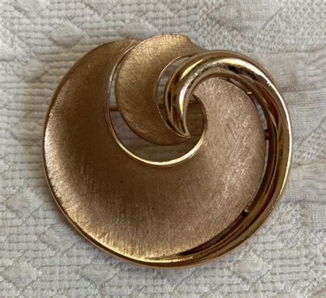 Mid Century Modern Trifari Brooch MOD Brooch Trifari Pin 60s