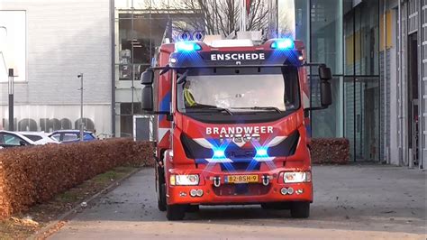 Kazernealarm P1 Brandweer Enschede 05 4131 Rukt Met Spoed Uit Naar