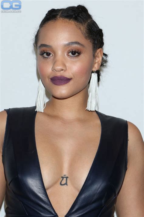 Kiersey Clemons Nackt Bilder Onlyfans Leaks Playboy Fotos Sex Szene