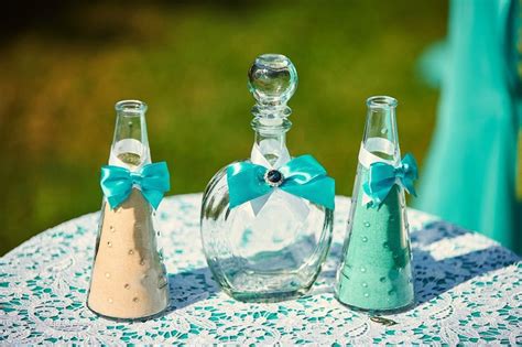 Экзотические традиции в России: песочная церемония на свадьбе