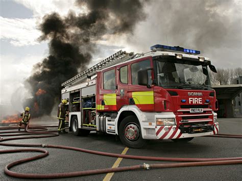 feuerwehrauto tapete kraftfahrzeug feuerwehrgeräte feuerwehr notdienst