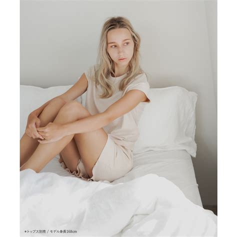 フランデランジェリー fran de lingerie つるんと心地いいリラックスウェアシンプルショートパンツ プリティプル ショートパンツ リボン付きショートパンツ ベージュ 靴